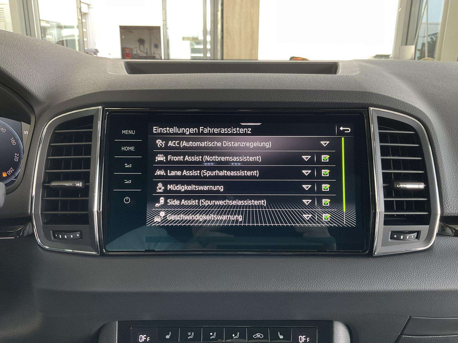 Fahrzeugbild eines Skoda Karoq