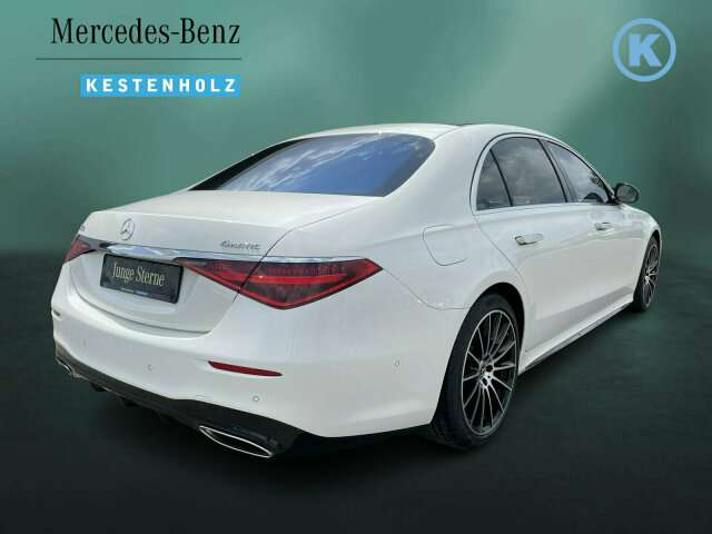 Fahrzeugbild eines Mercedes-Benz S-Klasse