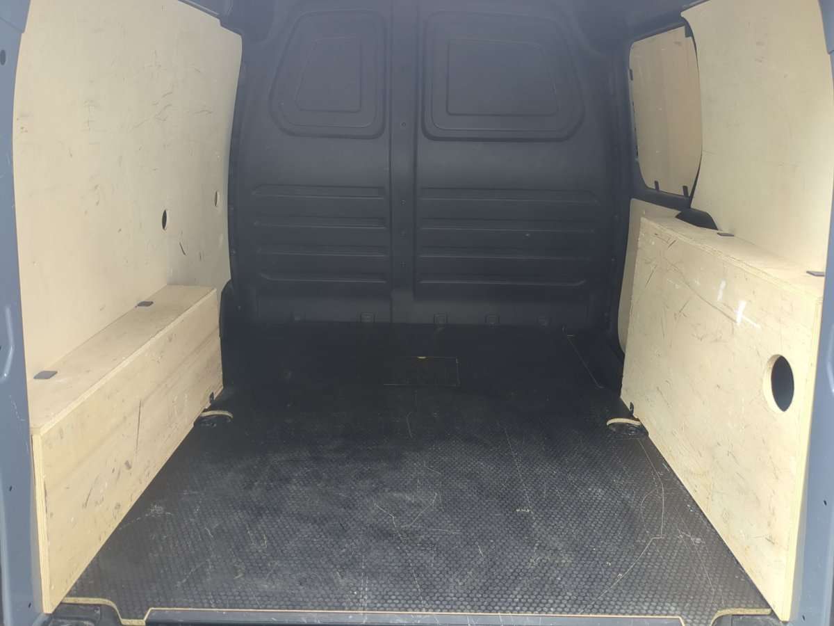Fahrzeugbild eines Nissan Townstar