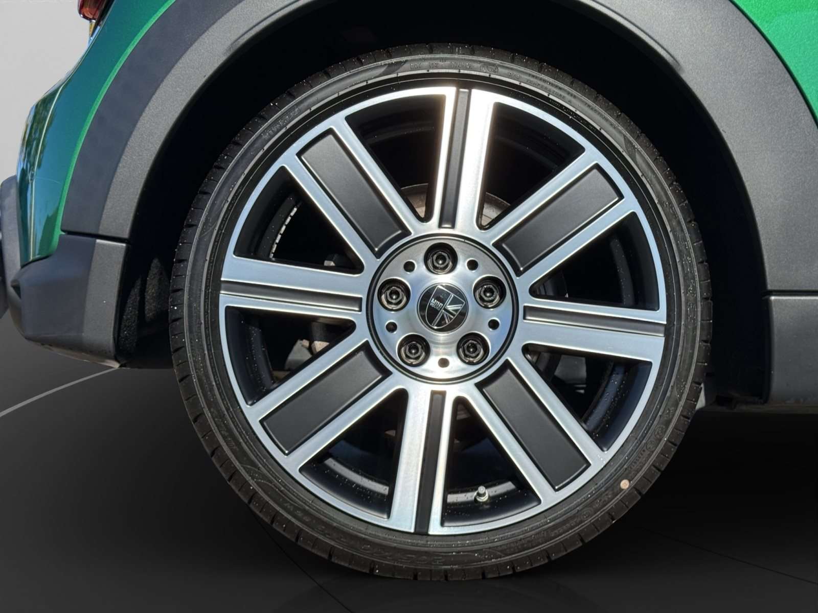 Fahrzeugbild eines MINI COOPER