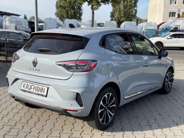 Fahrzeugbild eines Renault Clio