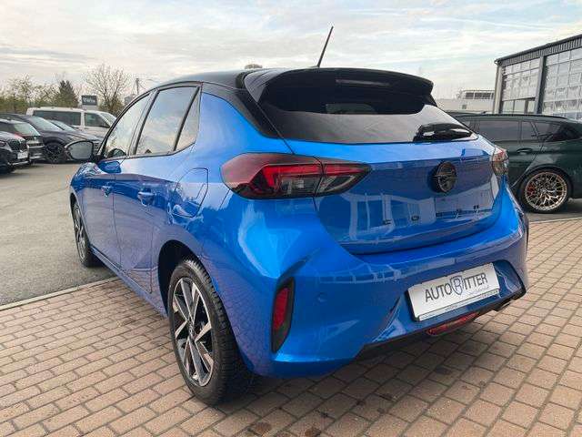 Fahrzeugbild eines Opel Corsa