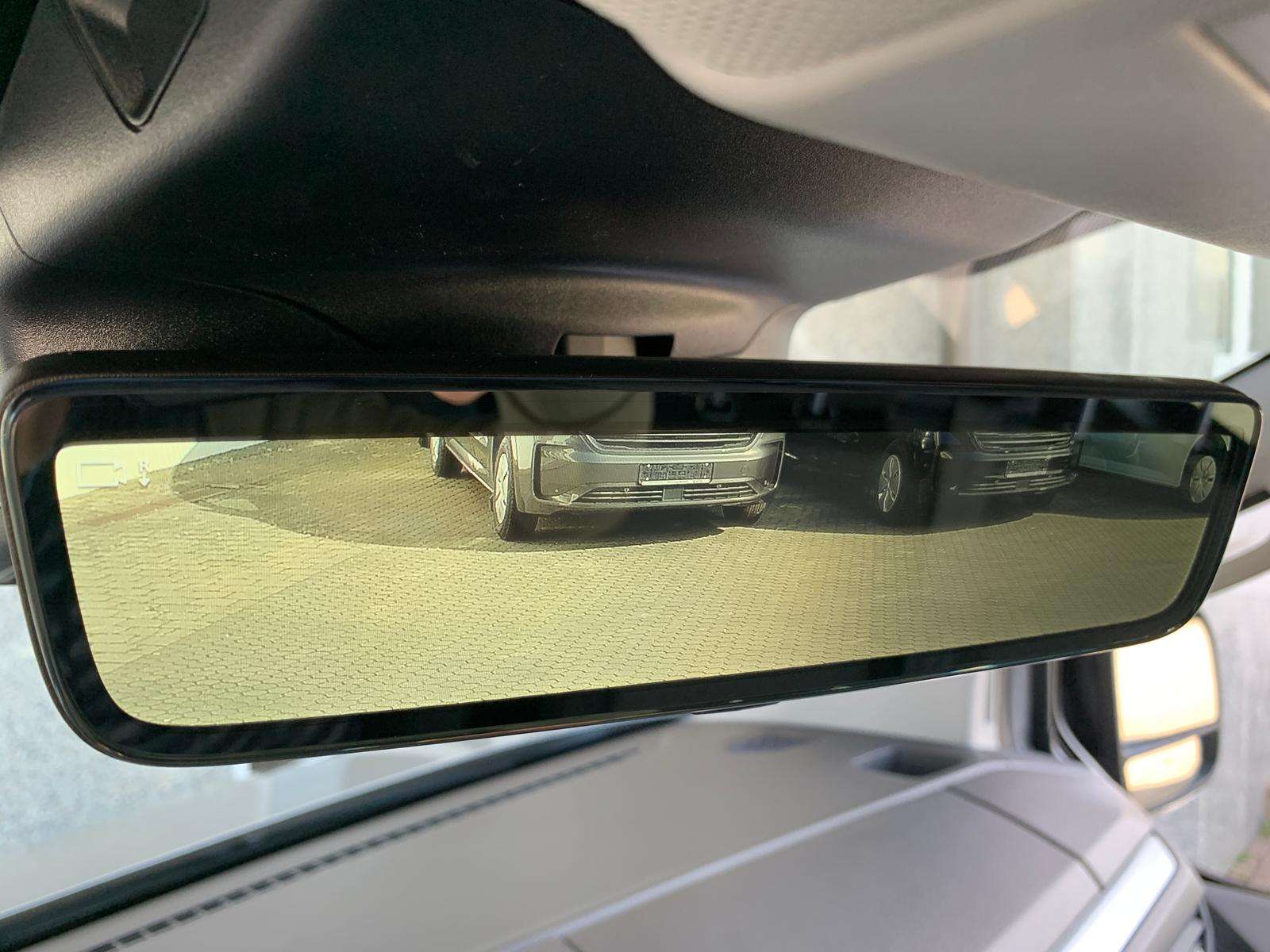 Fahrzeugbild eines Volkswagen Caravelle