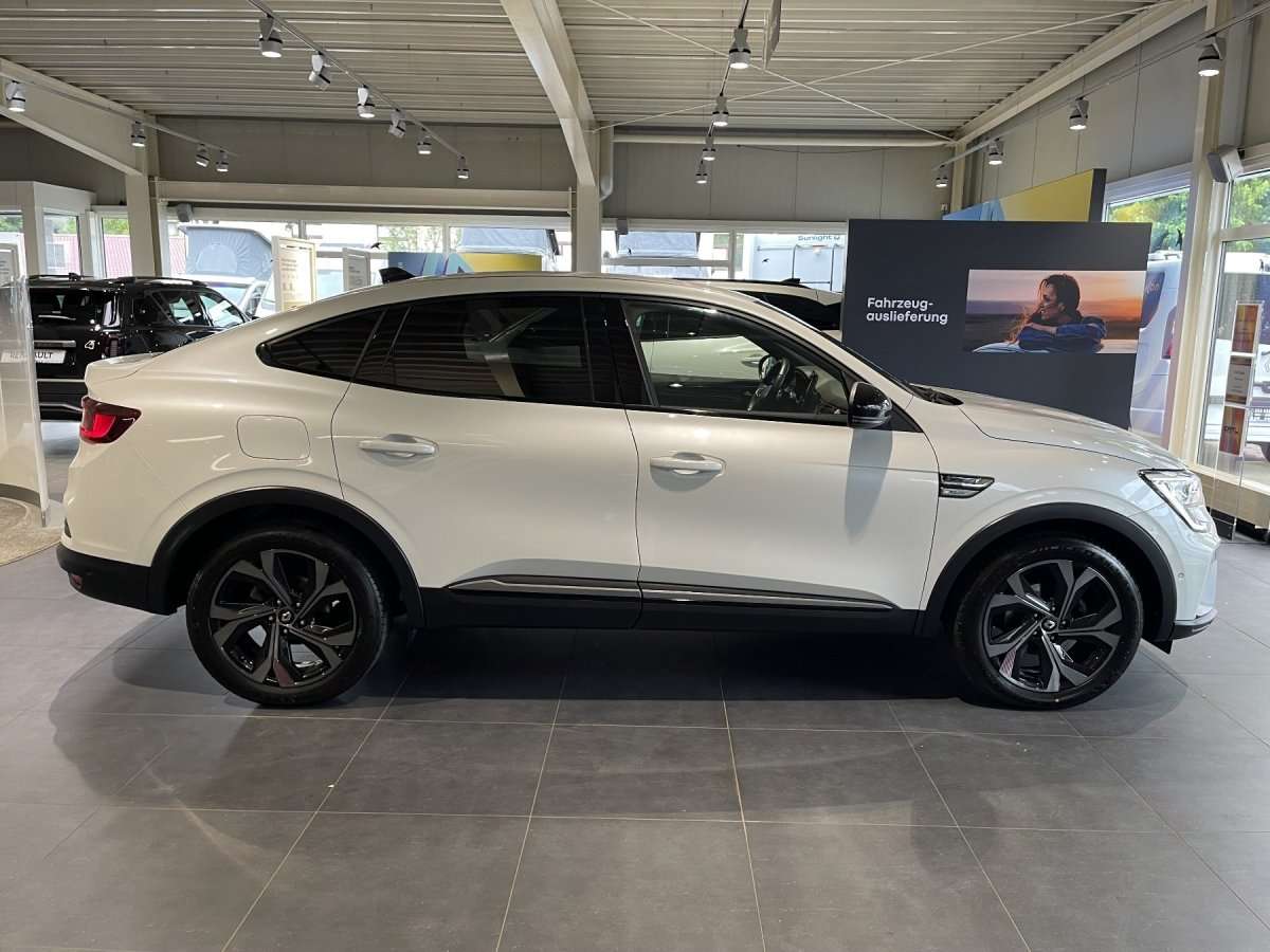Fahrzeugbild eines Renault Arkana