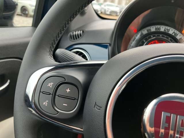 Fahrzeugbild eines Fiat 500