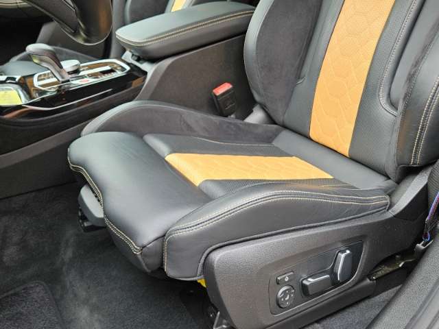 Fahrzeugbild eines BMW X4
