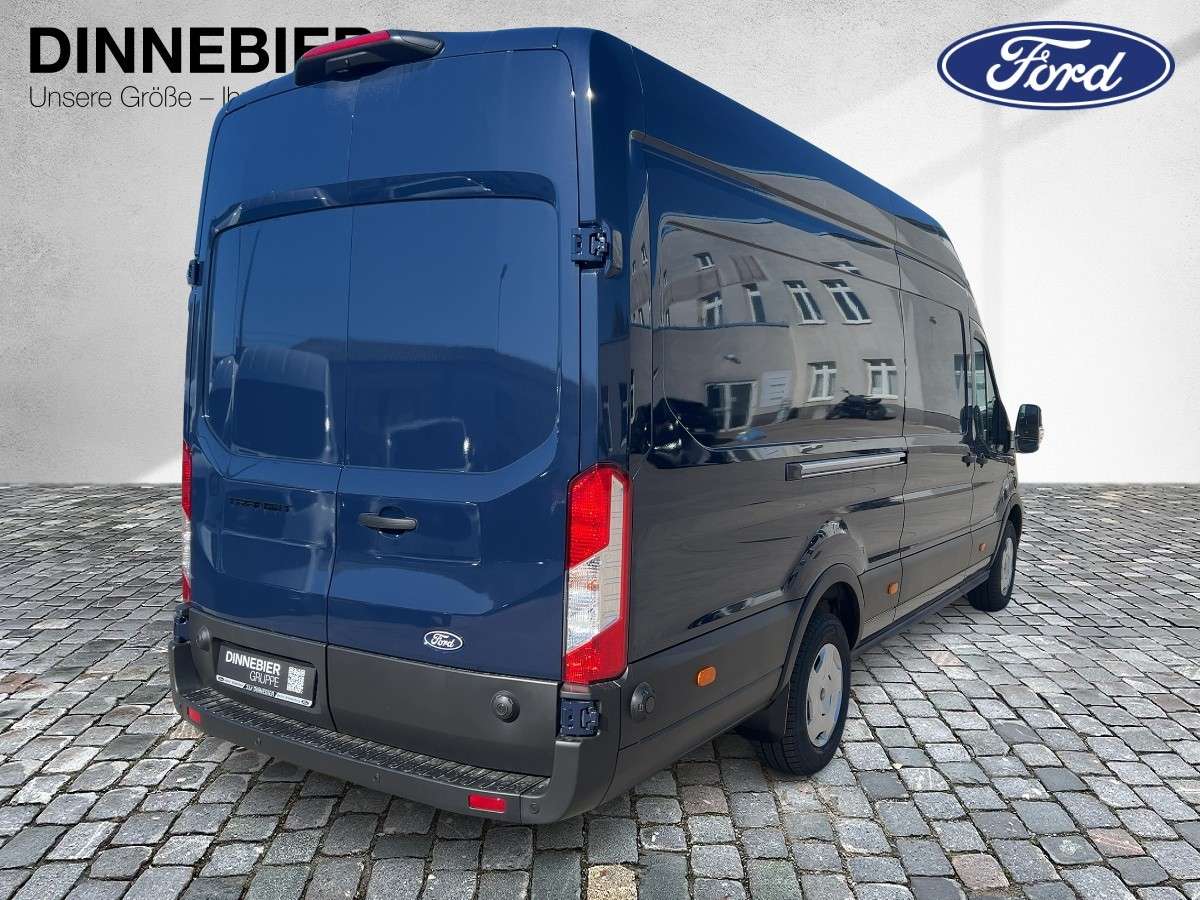 Fahrzeugbild eines Ford Transit