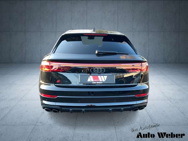 Fahrzeugbild eines Audi SQ8