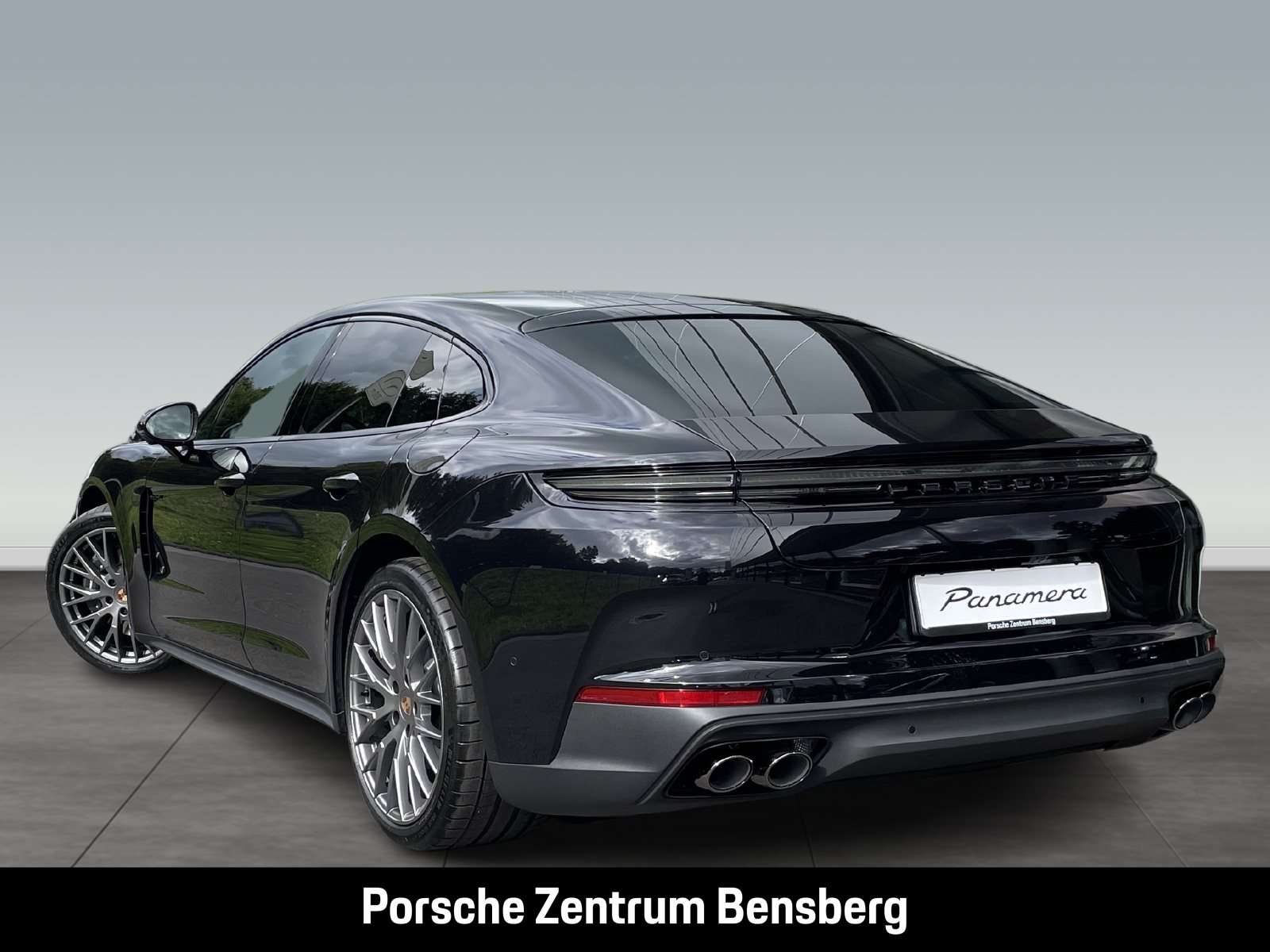 Fahrzeugbild eines Porsche Panamera