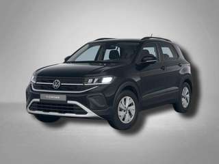 Schräge Frontansicht auf einen Volkswagen T-Cross , freigestellt