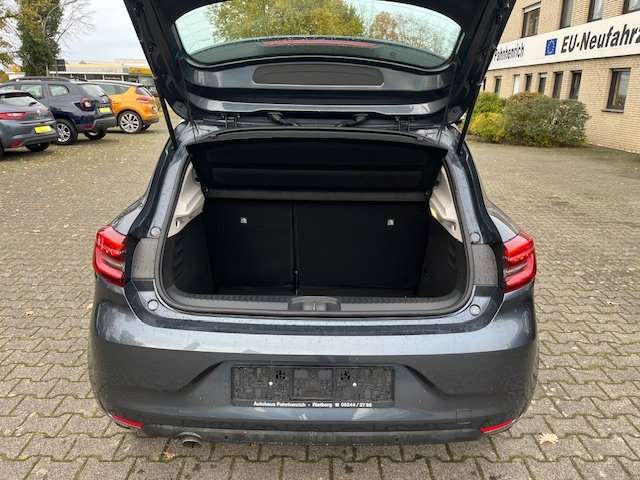 Fahrzeugbild eines Renault Clio