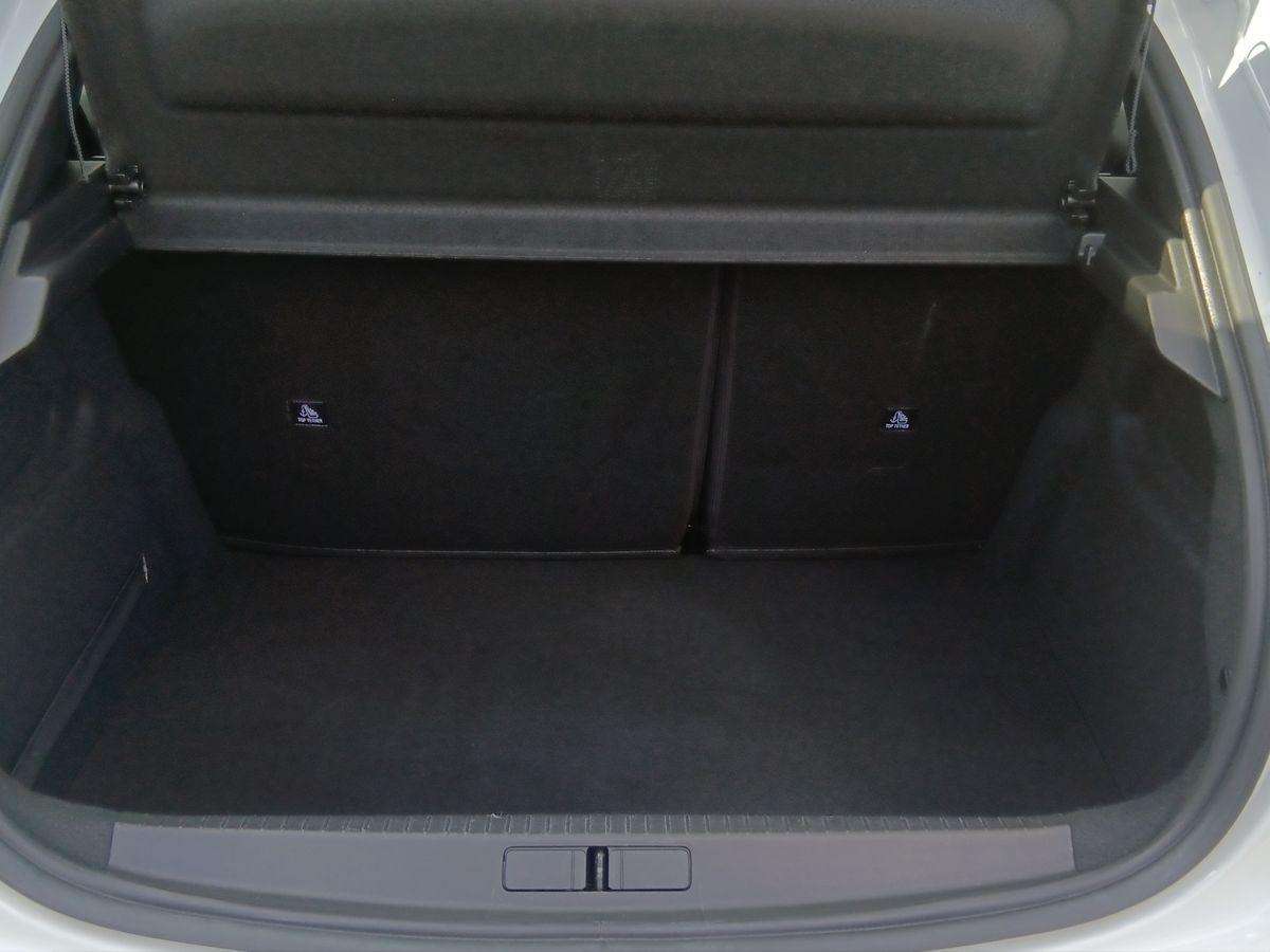 Fahrzeugbild eines Peugeot 208