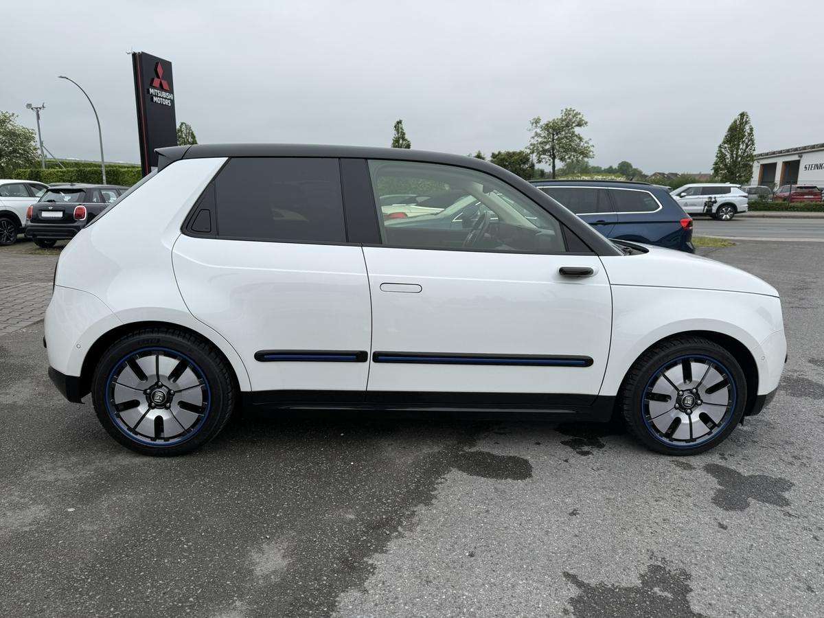 Fahrzeugbild eines Honda Honda e
