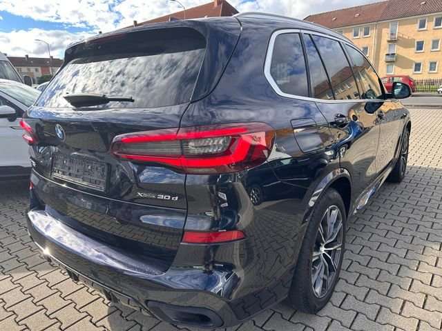 Fahrzeugbild eines BMW X5