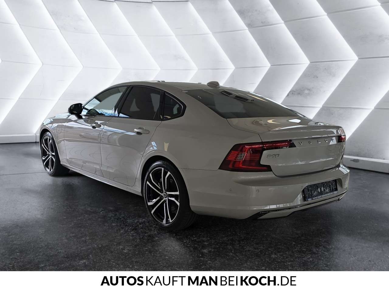 Fahrzeugbild eines Volvo S90