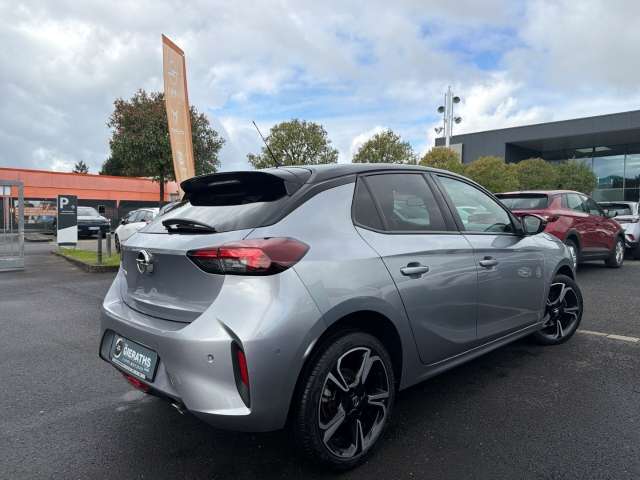 Fahrzeugbild eines Opel Corsa