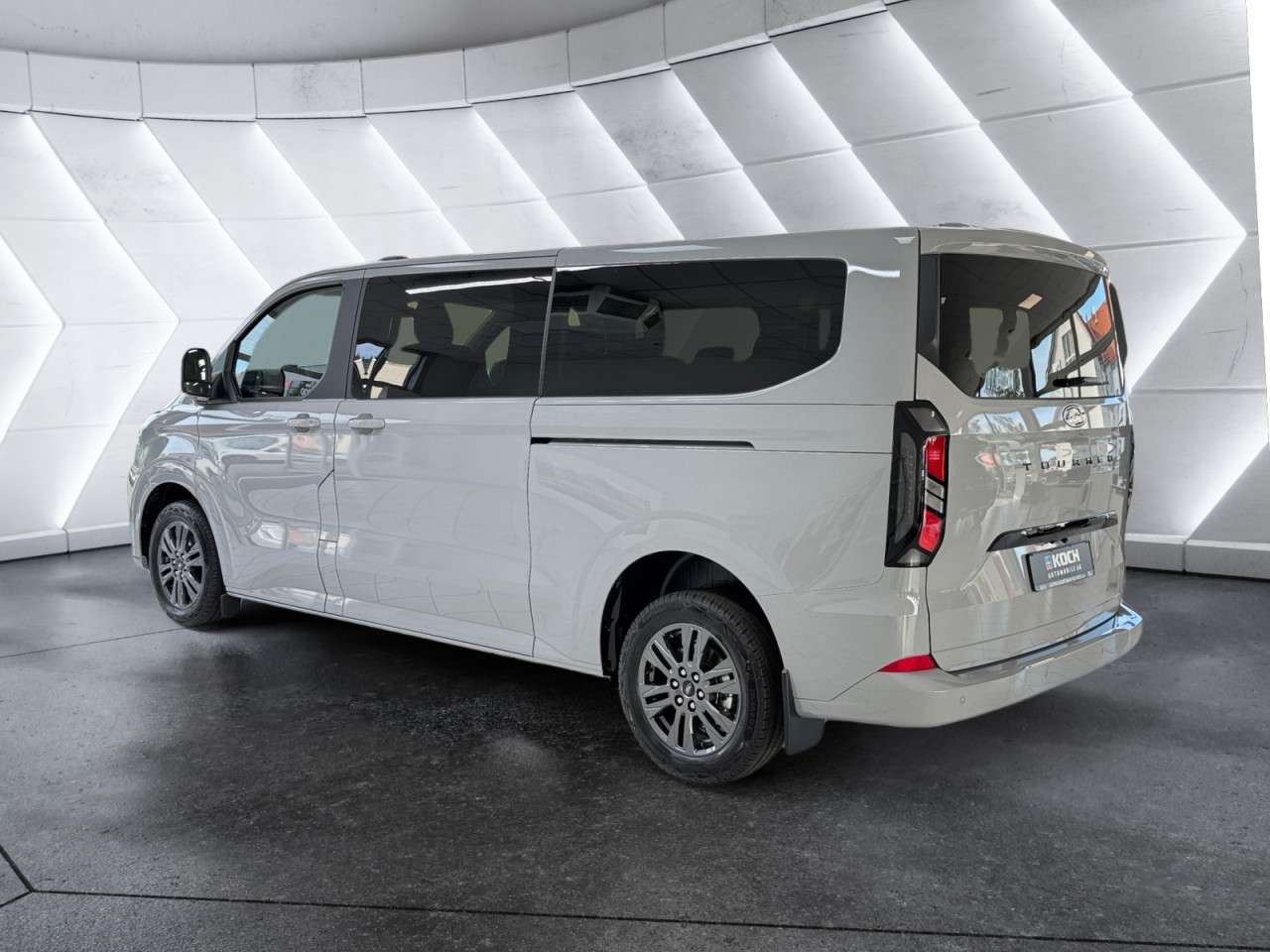 Fahrzeugbild eines Ford Tourneo Custom