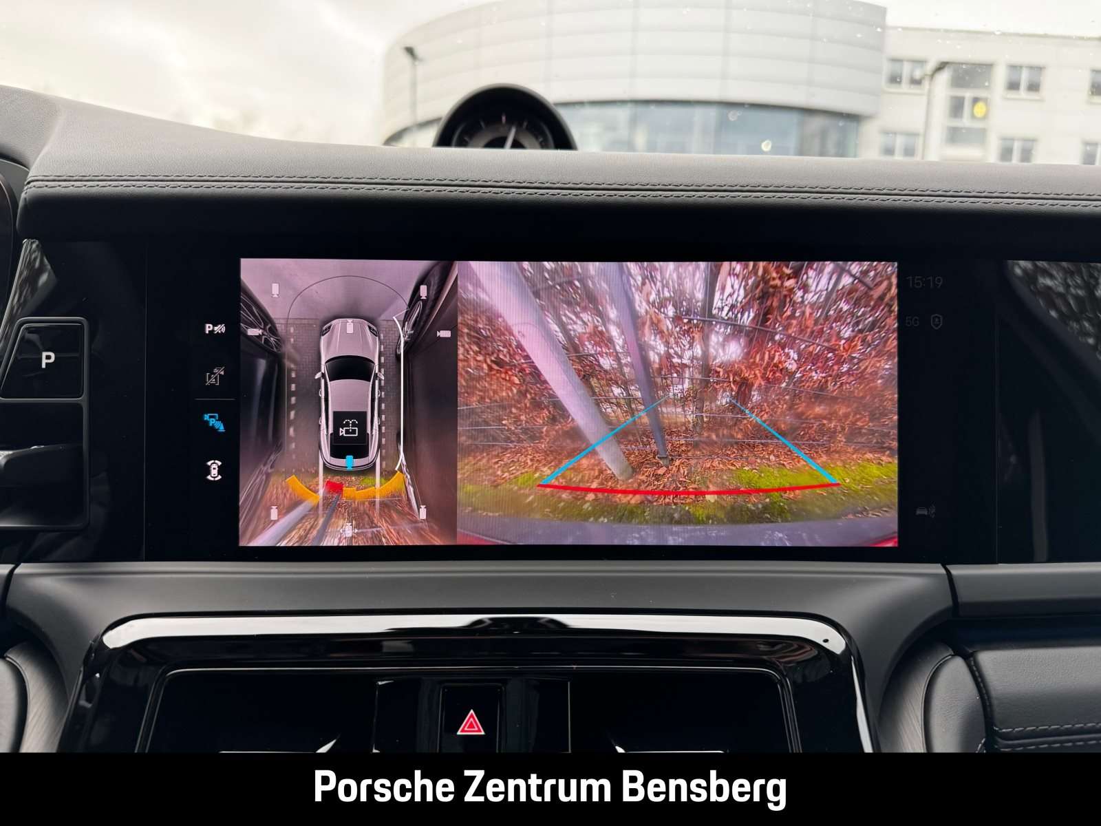 Fahrzeugbild eines Porsche Panamera