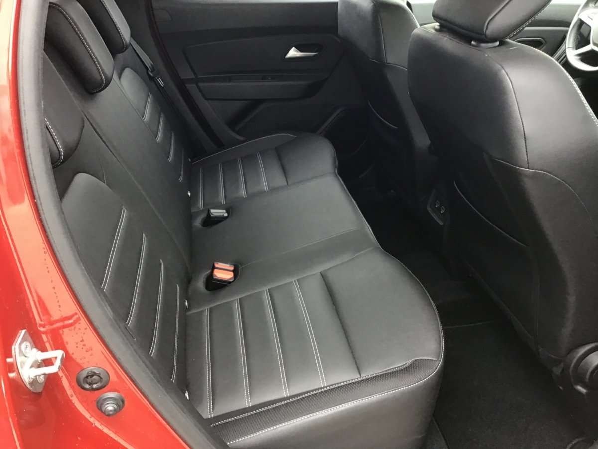 Fahrzeugbild eines Dacia Duster