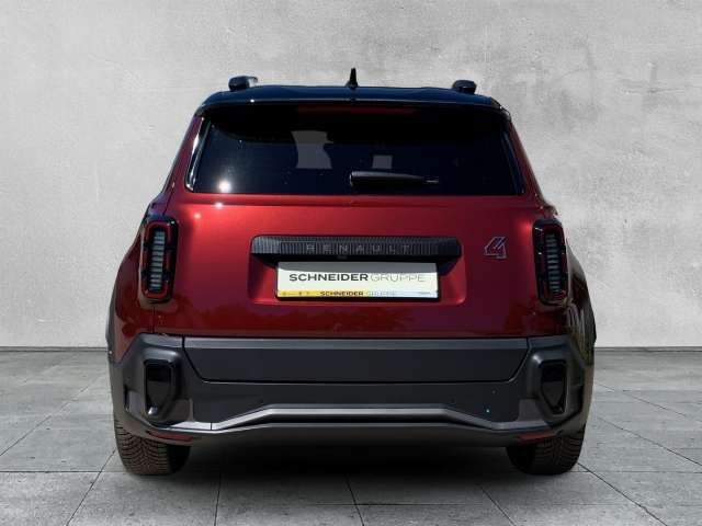 Fahrzeugbild eines Renault 4 E-TECH