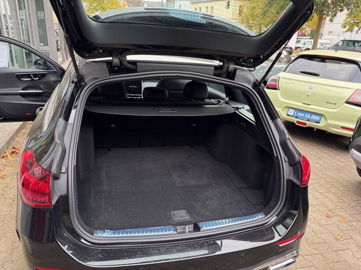 Fahrzeugbild eines Mercedes-Benz C-Klasse
