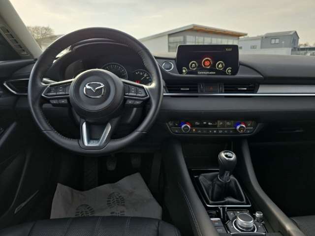 Fahrzeugbild eines Mazda Mazda6