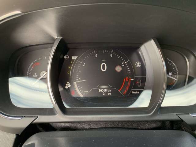 Fahrzeugbild eines Renault Grand Scénic