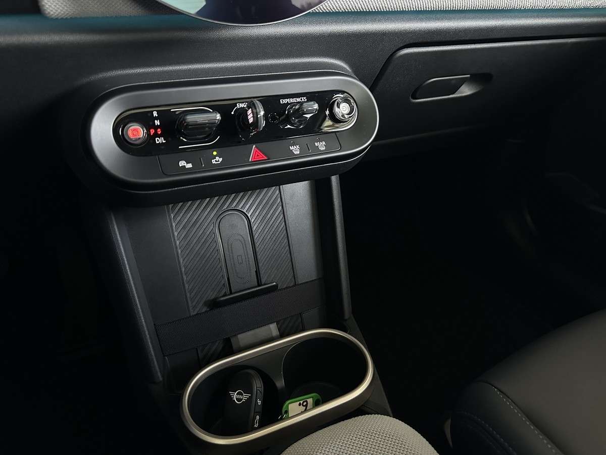 Fahrzeugbild eines MINI COOPER