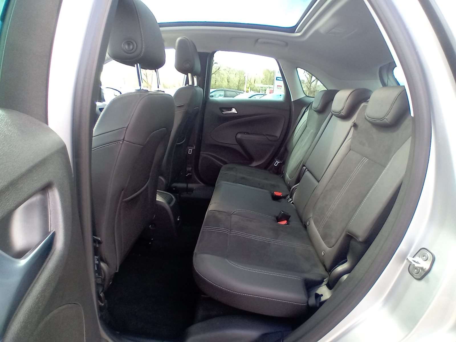 Fahrzeugbild eines Opel Crossland X