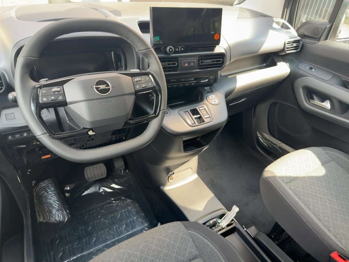 Fahrzeugbild eines Opel Combo