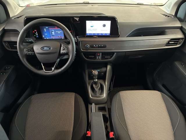 Fahrzeugbild eines Ford Tourneo Courier