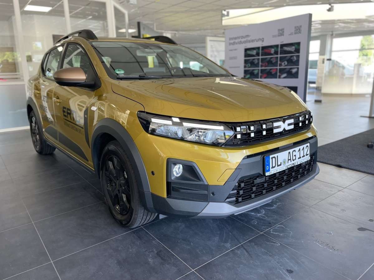 Fahrzeugbild eines Dacia Sandero