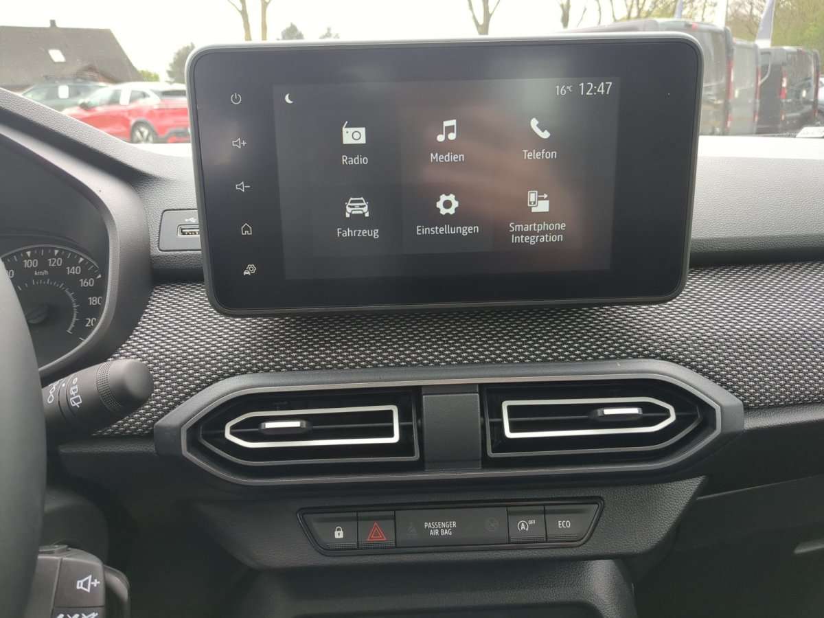 Fahrzeugbild eines Dacia Sandero