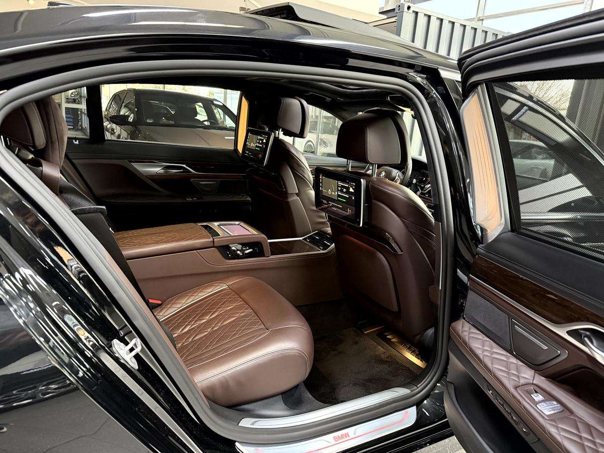Fahrzeugbild eines BMW 7er-Reihe