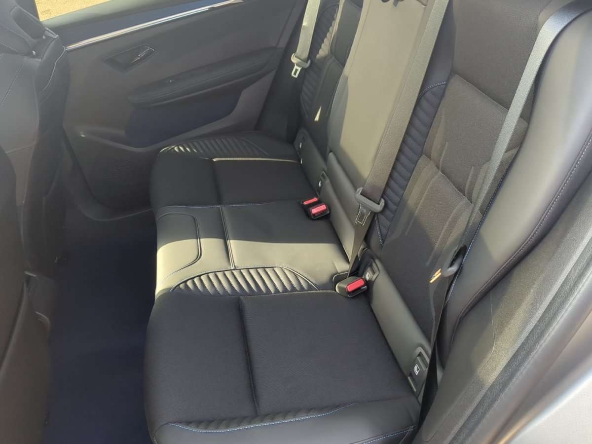 Fahrzeugbild eines Renault Scénic