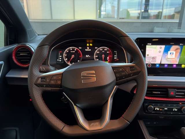 Fahrzeugbild eines SEAT Ibiza