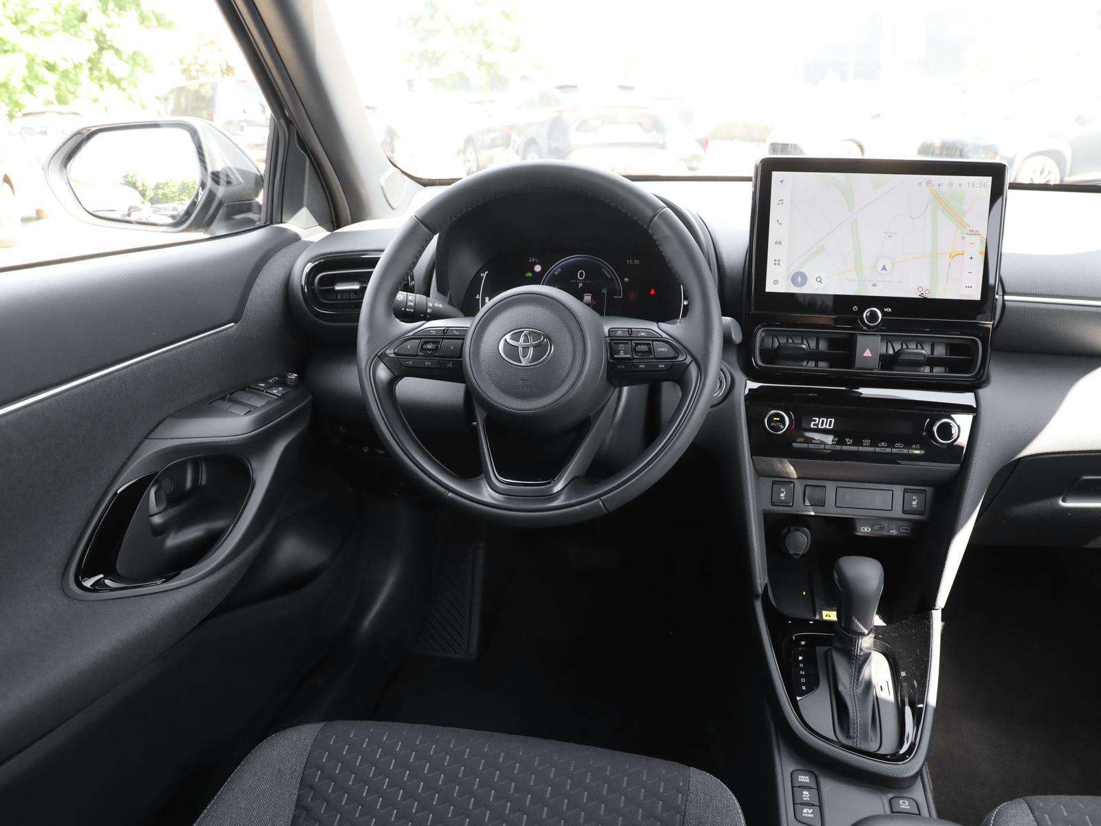 Fahrzeugbild eines Toyota Yaris Cross