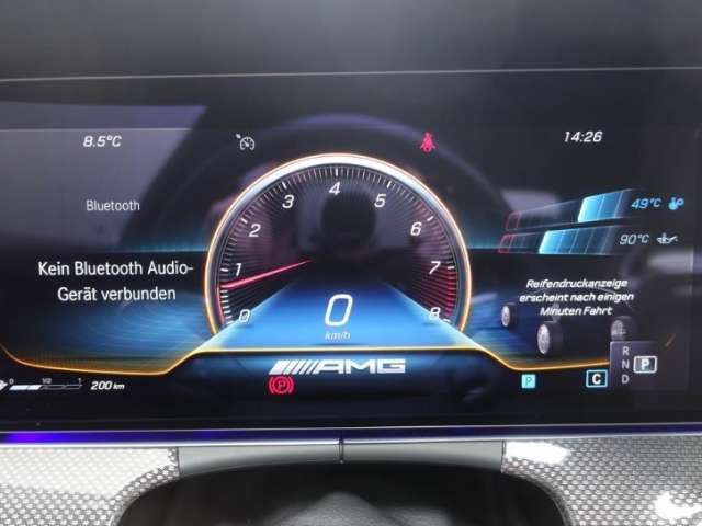 Fahrzeugbild eines Mercedes-Benz E-Klasse