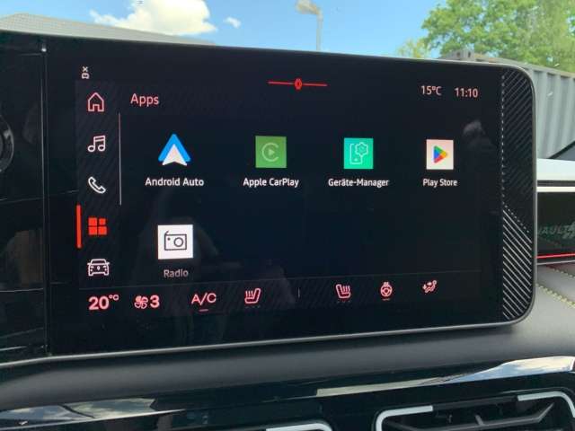 Fahrzeugbild eines Renault 5 E-TECH