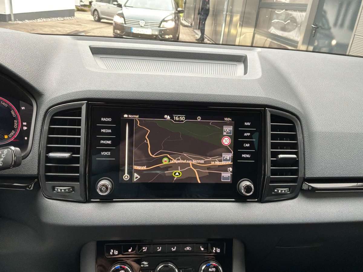 Fahrzeugbild eines Skoda Karoq