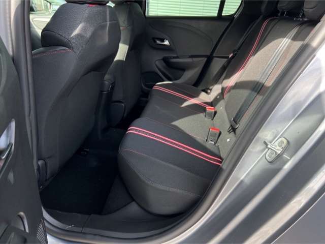 Fahrzeugbild eines Opel Corsa