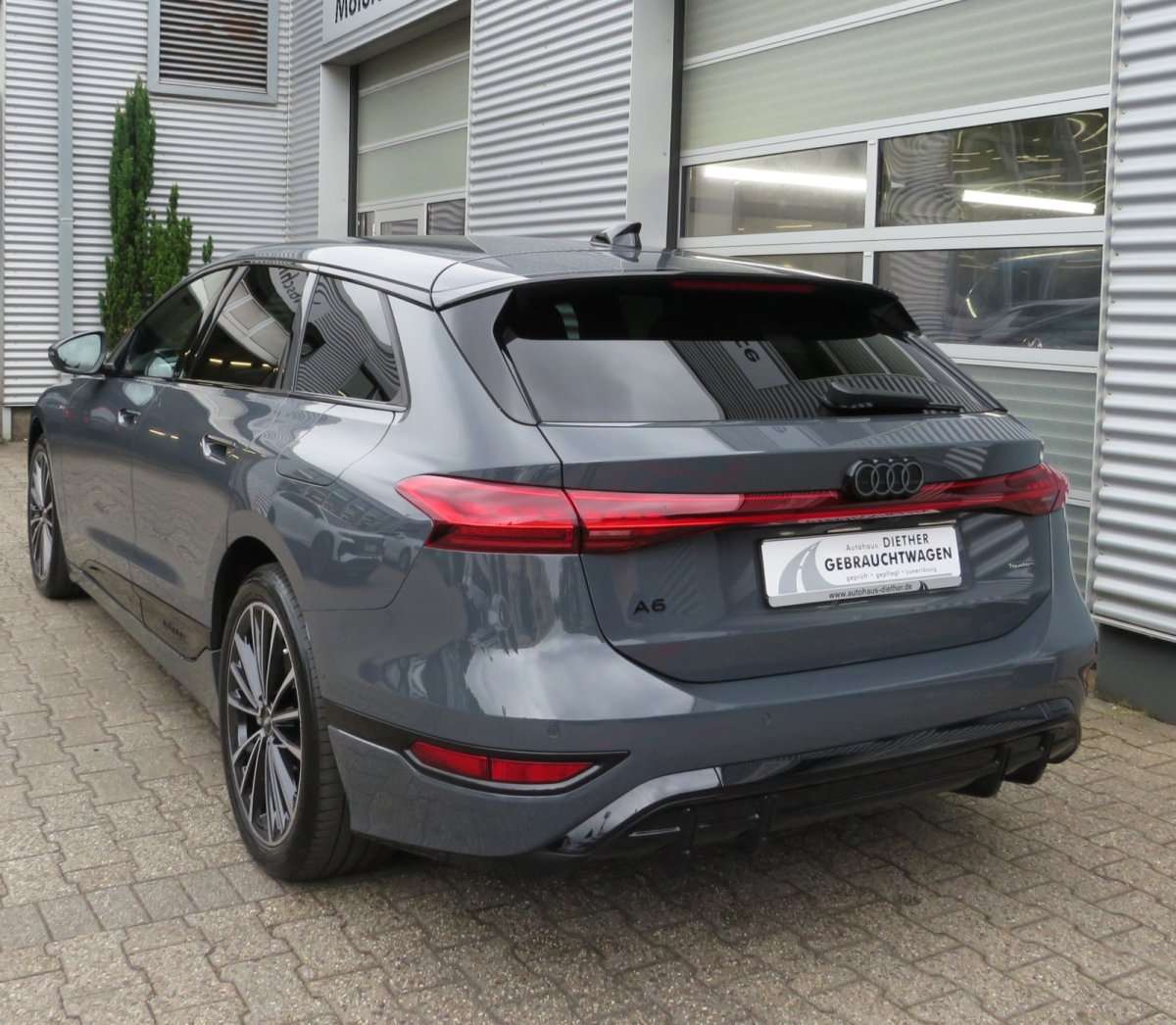 Fahrzeugbild eines Audi A6 e-tron