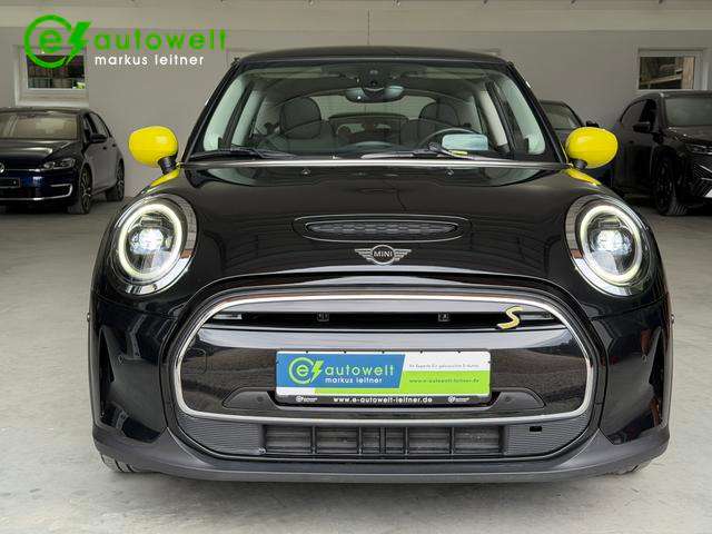 Fahrzeugbild eines MINI COOPER