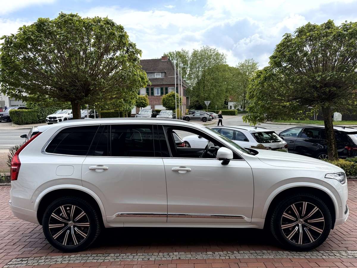 Fahrzeugbild eines Volvo XC90
