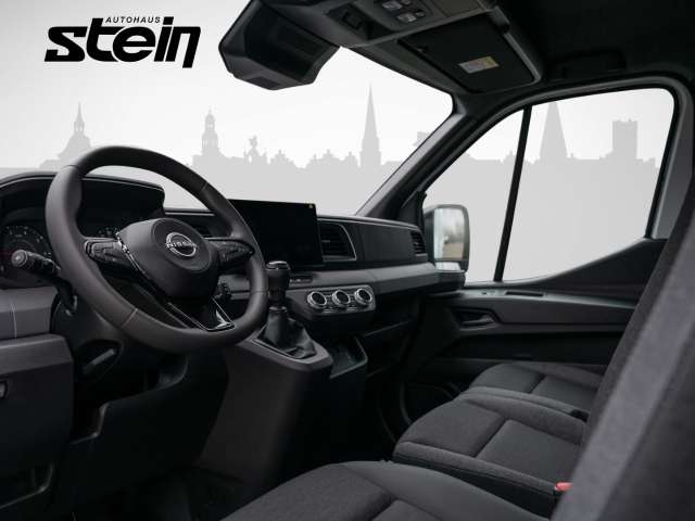Fahrzeugbild eines Nissan Interstar
