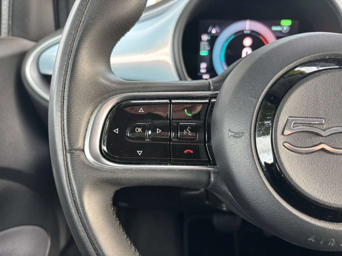 Fahrzeugbild eines Fiat 500