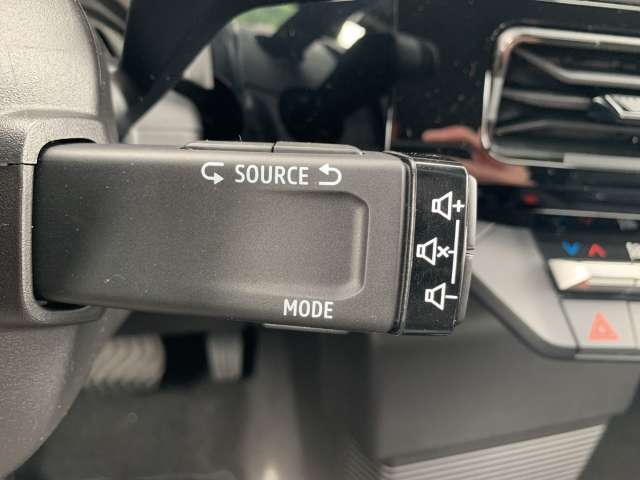 Fahrzeugbild eines Renault 5 E-TECH