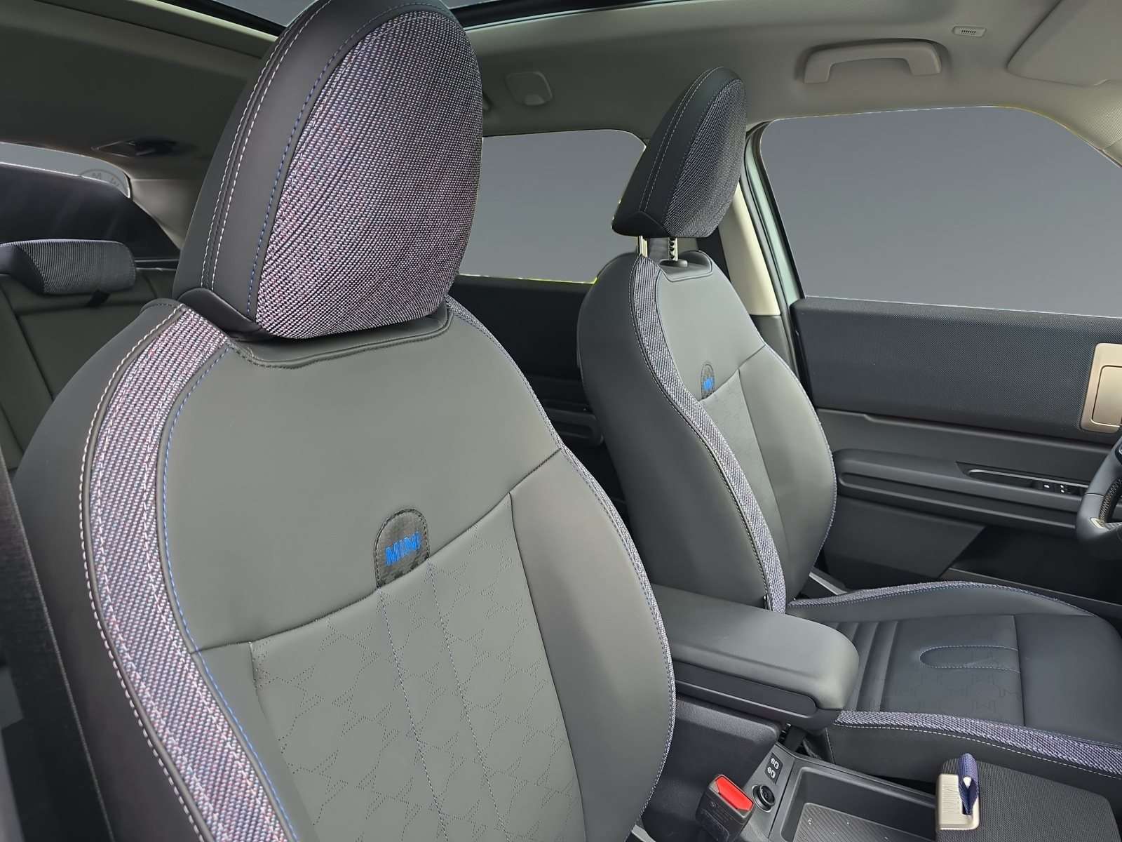 Fahrzeugbild eines MINI Countryman