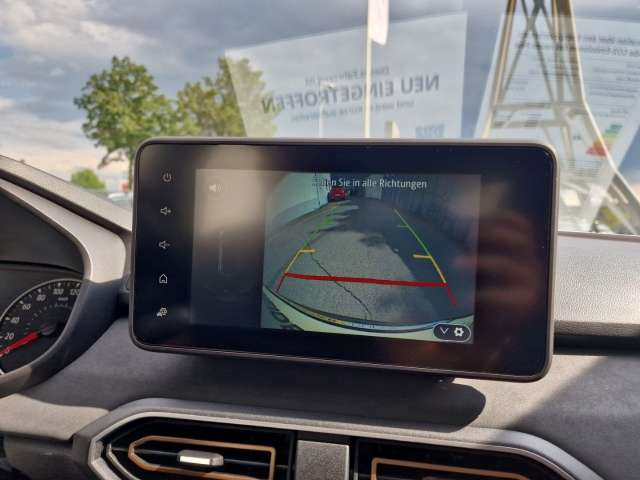 Fahrzeugbild eines Dacia Sandero