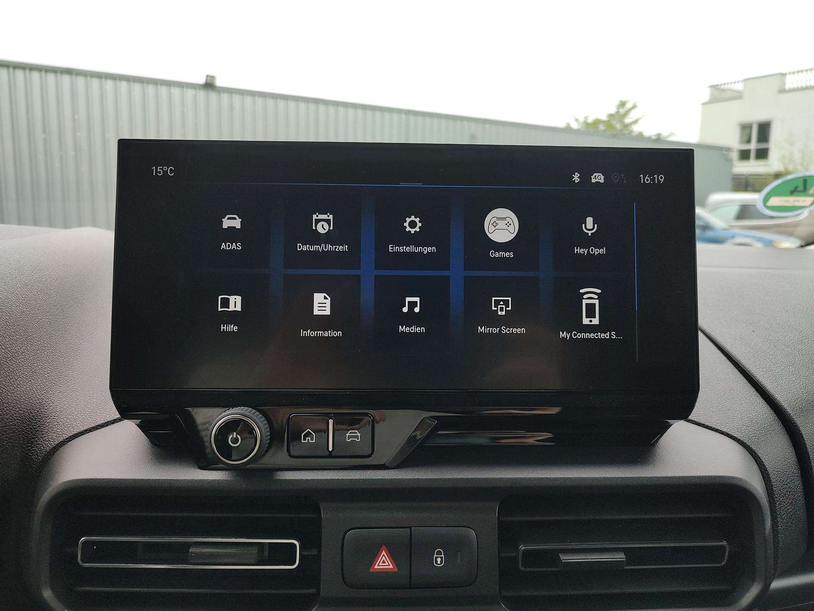 Fahrzeugbild eines Opel Combo Life